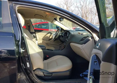 2014 Kia Optima Ex z USA, uszkodzony, nr VIN 5XXGN4A76EG327933